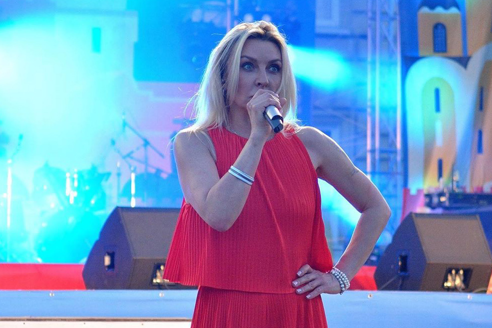 «Приезжайте снимать побои»: Овсиенко посмеялась над слухами о домашнем насилии