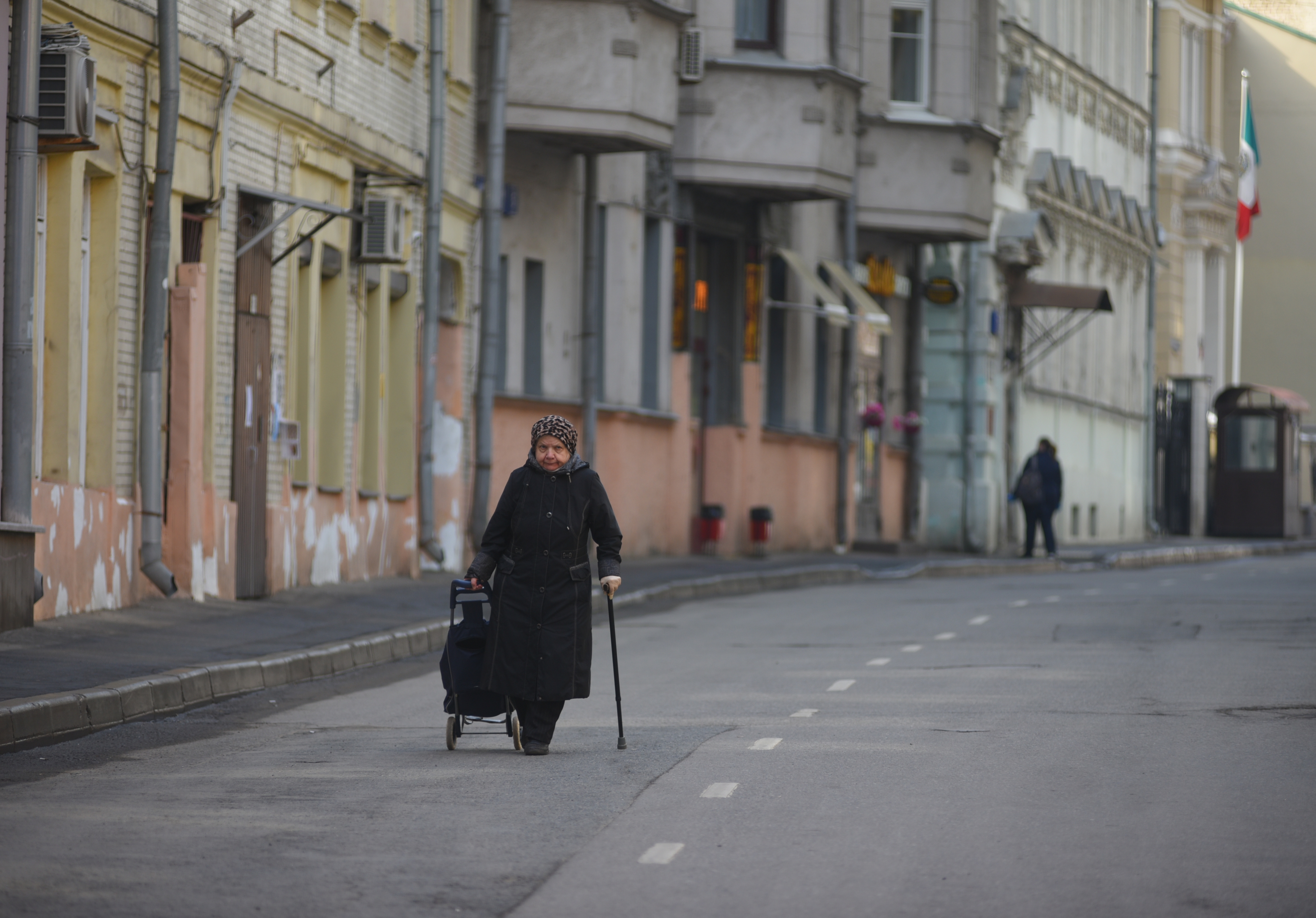 Возраст начисления надбавки к пенсии предложили сократить в России