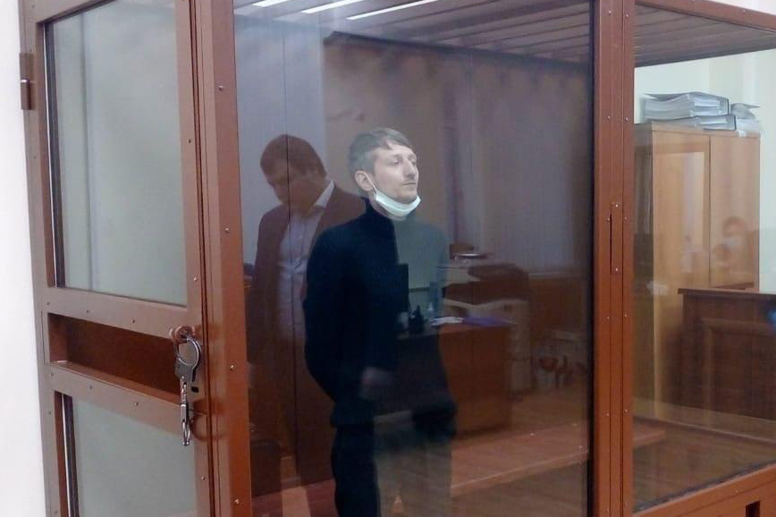 Обвиняемый в захвате столичного банка извинился перед Бузовой