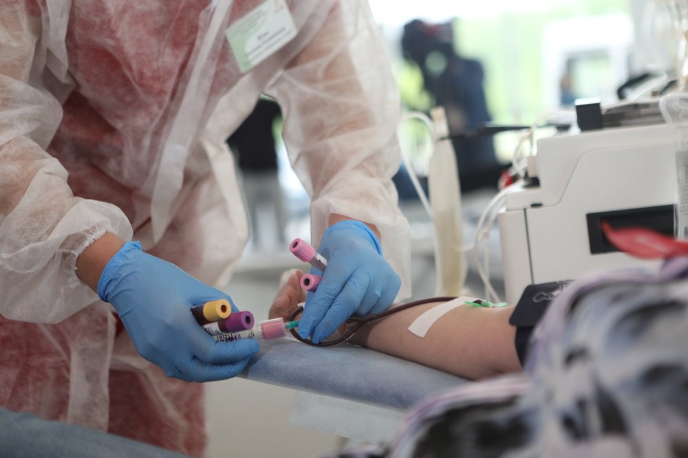 Врачи выяснили, когда начинается исчезновение антител к COVID-19