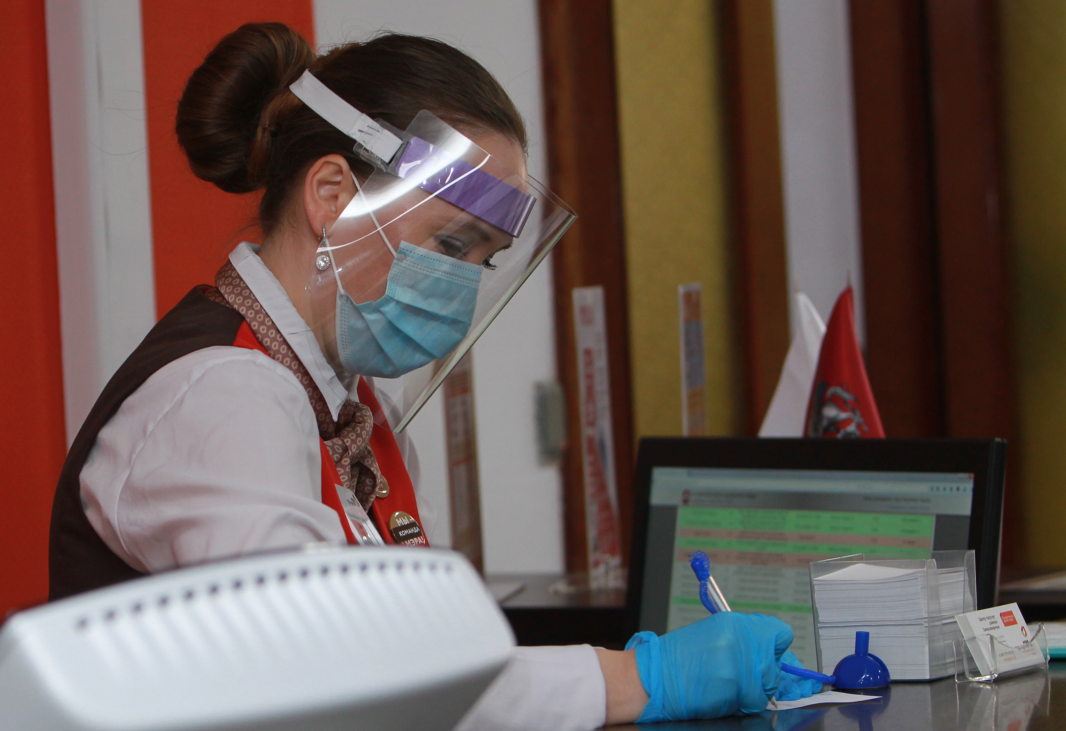 Более 450 тысяч москвичей посетили центры госуслуг за месяц работы