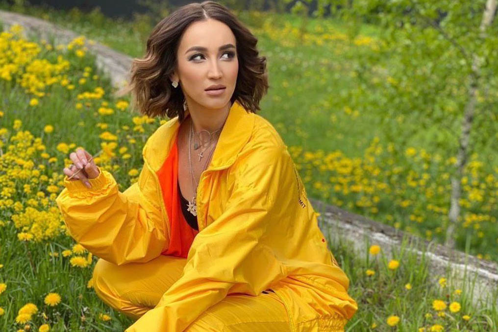 «Все, что было, останется на Мальдивах»: Бузова намекнула на фиктивность брака с Давой