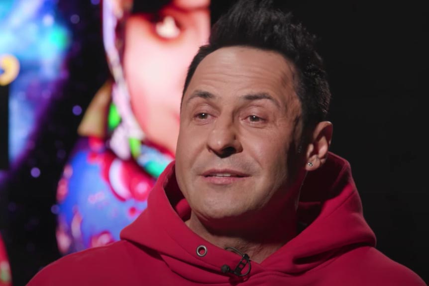 «Сплагиатила»: агент Костюшкина рассказал о судебном иске певца к Монеточке