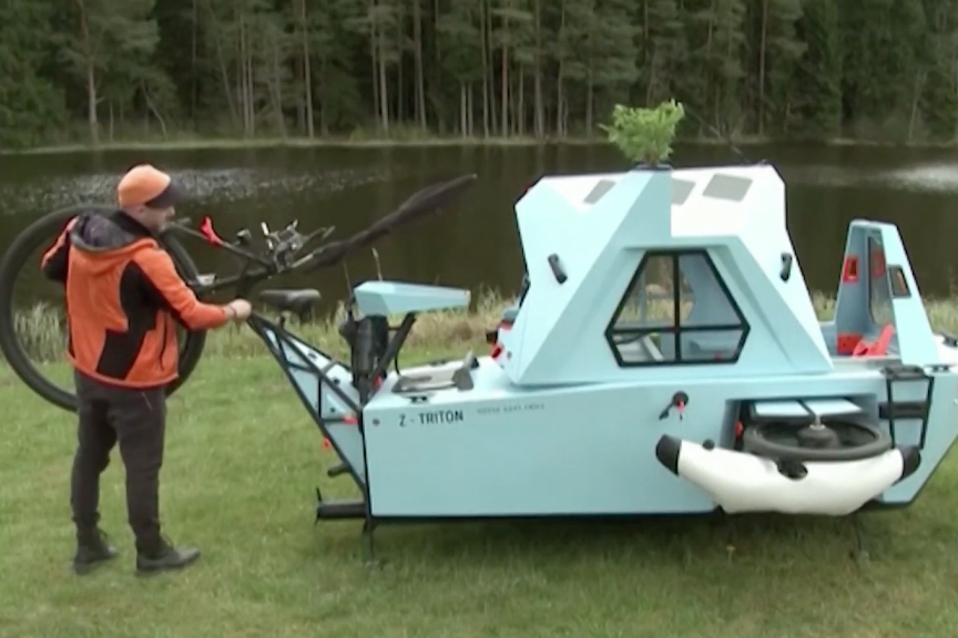 Латвийский архитектор «скрестил» лодку, велосипед и дом для путешествий