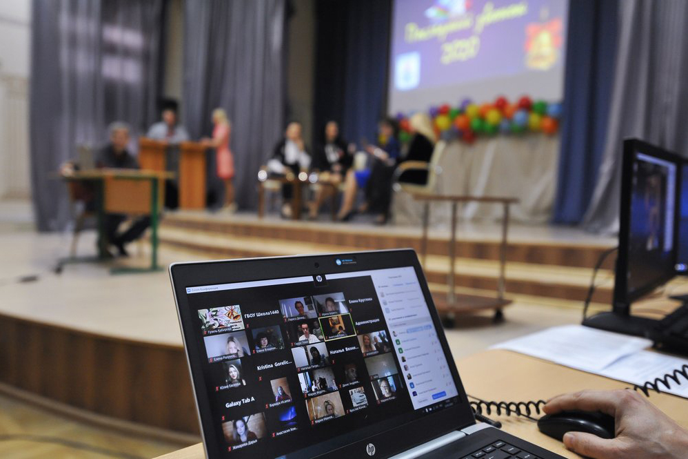 Ростех опроверг поставки в школы камер наблюдения с распознаванием лиц