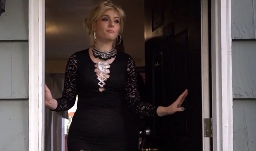 Кира Малинина считает, что заслуживает любви отца