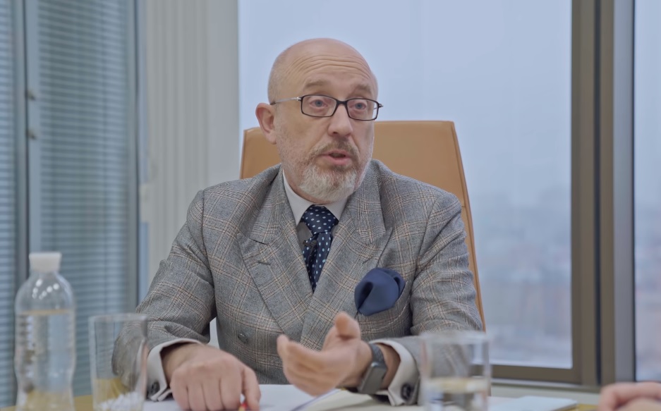 По мнению вице-премьера Алексея Резникова, на первых порах Киев, США и Великобритания могут инициировать консультации без участия Москвы