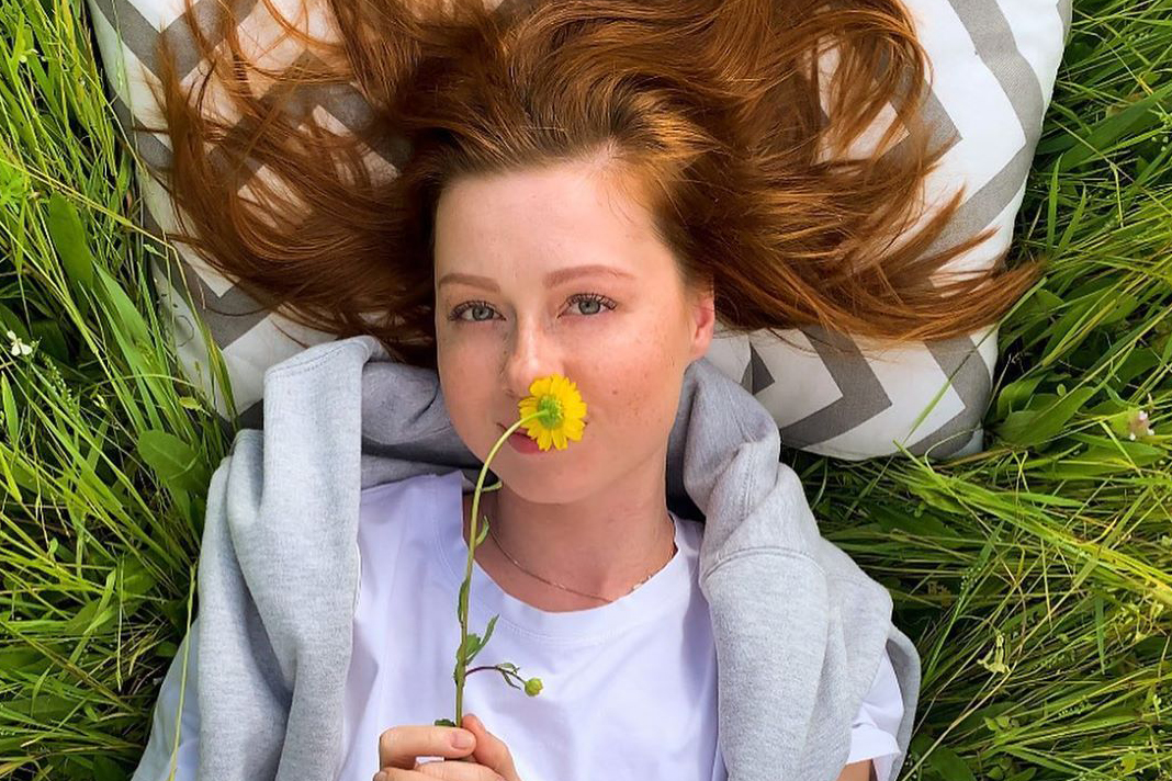 «Поскорее бы весна»: Юлия Савичева обрадовалась приходу весны