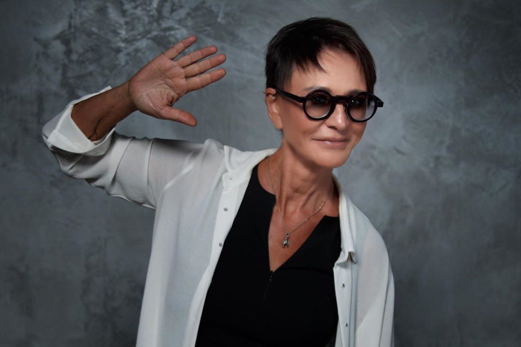 Хакамада назвала главный признак того, что надо уходить от мужа