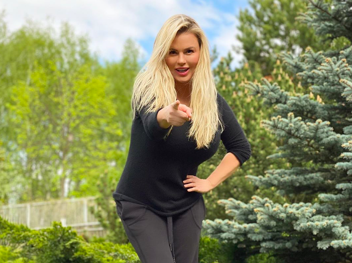 «Крутой пинок»: Семенович похвасталась результатами голодной диеты