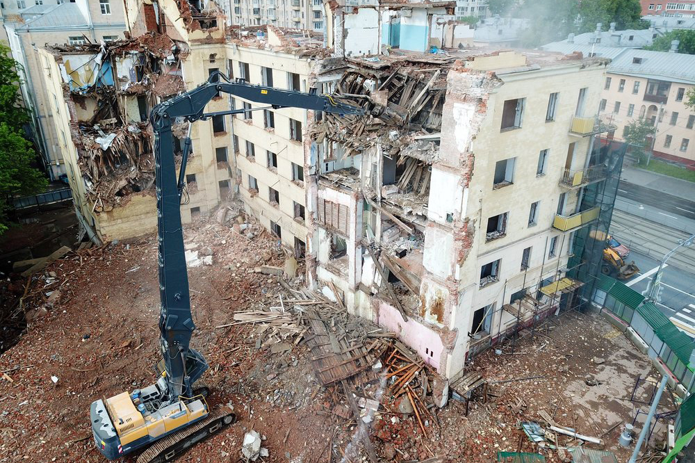 Около 60 ветхих домов планируется снести по программе реновации в 2022 году