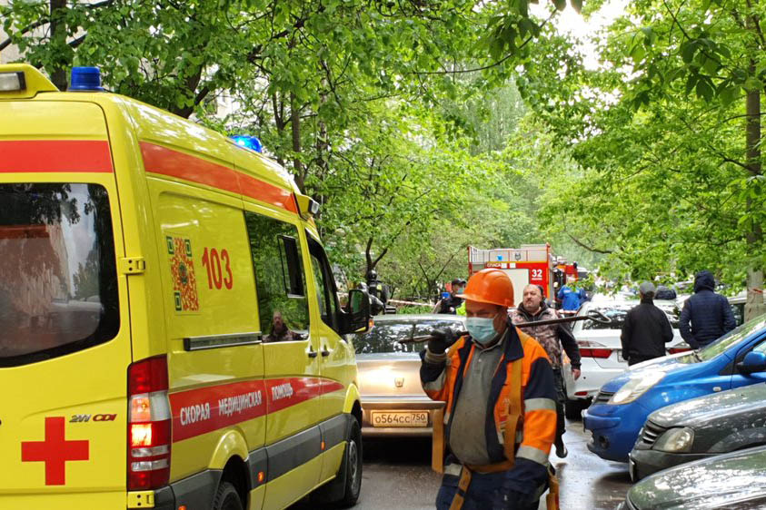 Один человек погиб при пожаре в жилом доме на юге Москвы