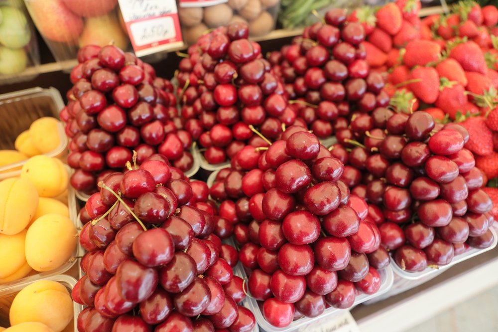 Эксперт объяснил, какие фрукты и ягоды могут поднять настроение 