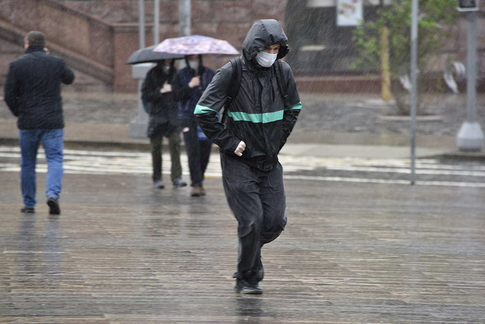 Еще четверть месячной нормы осадков может выпасть в Москве 23 июня
