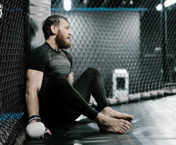 Мастер эпатажа и бизнесмен: эксперт объяснил причину ухода Макгрегора из спорта