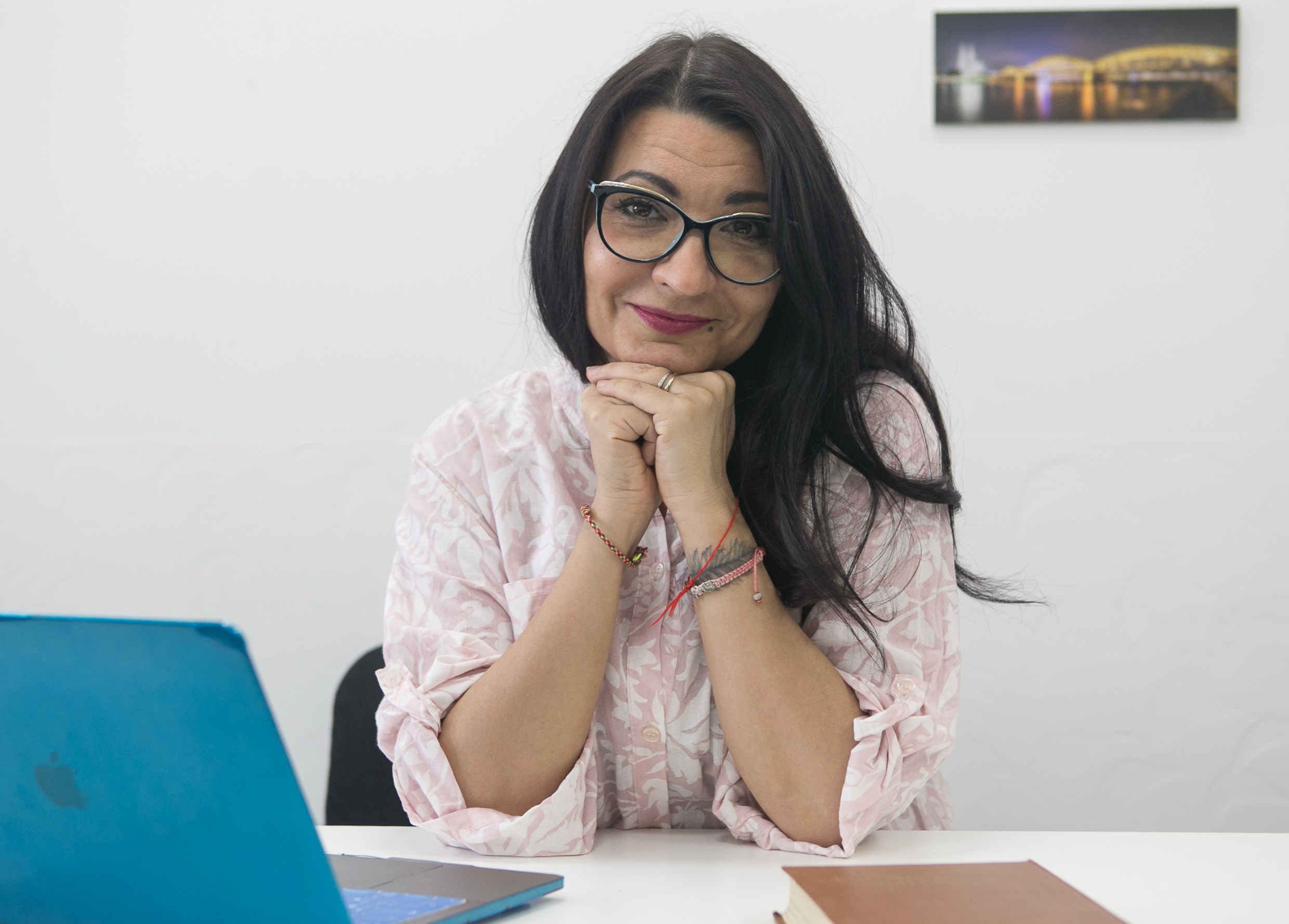 «Подтянутость и стиль»: московские родители озвучили основные требования к няням 