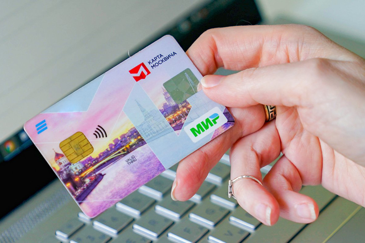 Москвичи продлили порядка 163 тысяч проездных билетов