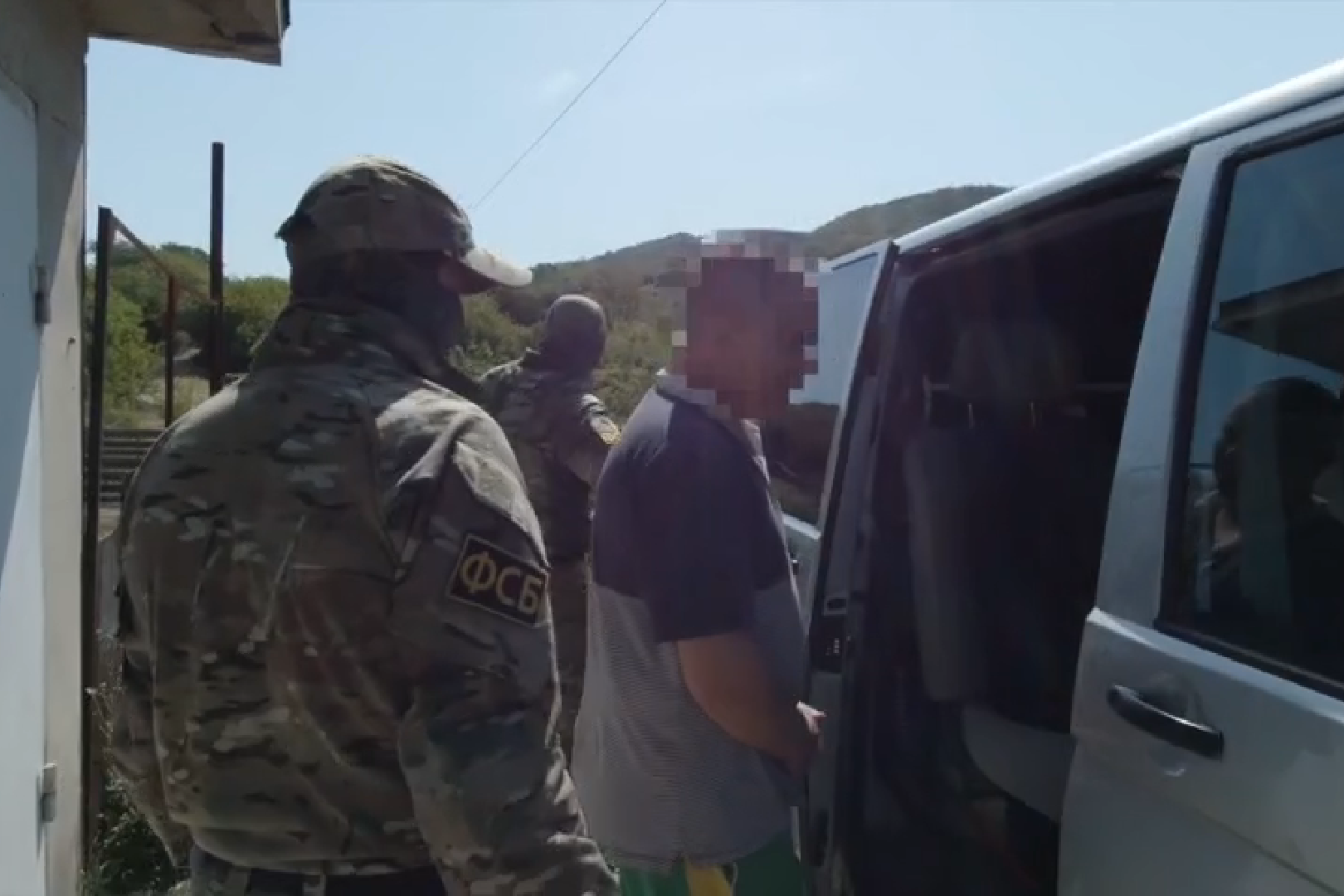 ФСБ предотвратила теракт на одном из рынков Симферополя