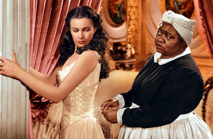 Верят, что мир крутится вокруг них: топ-4 самых самовлюбленных знаков зодиака