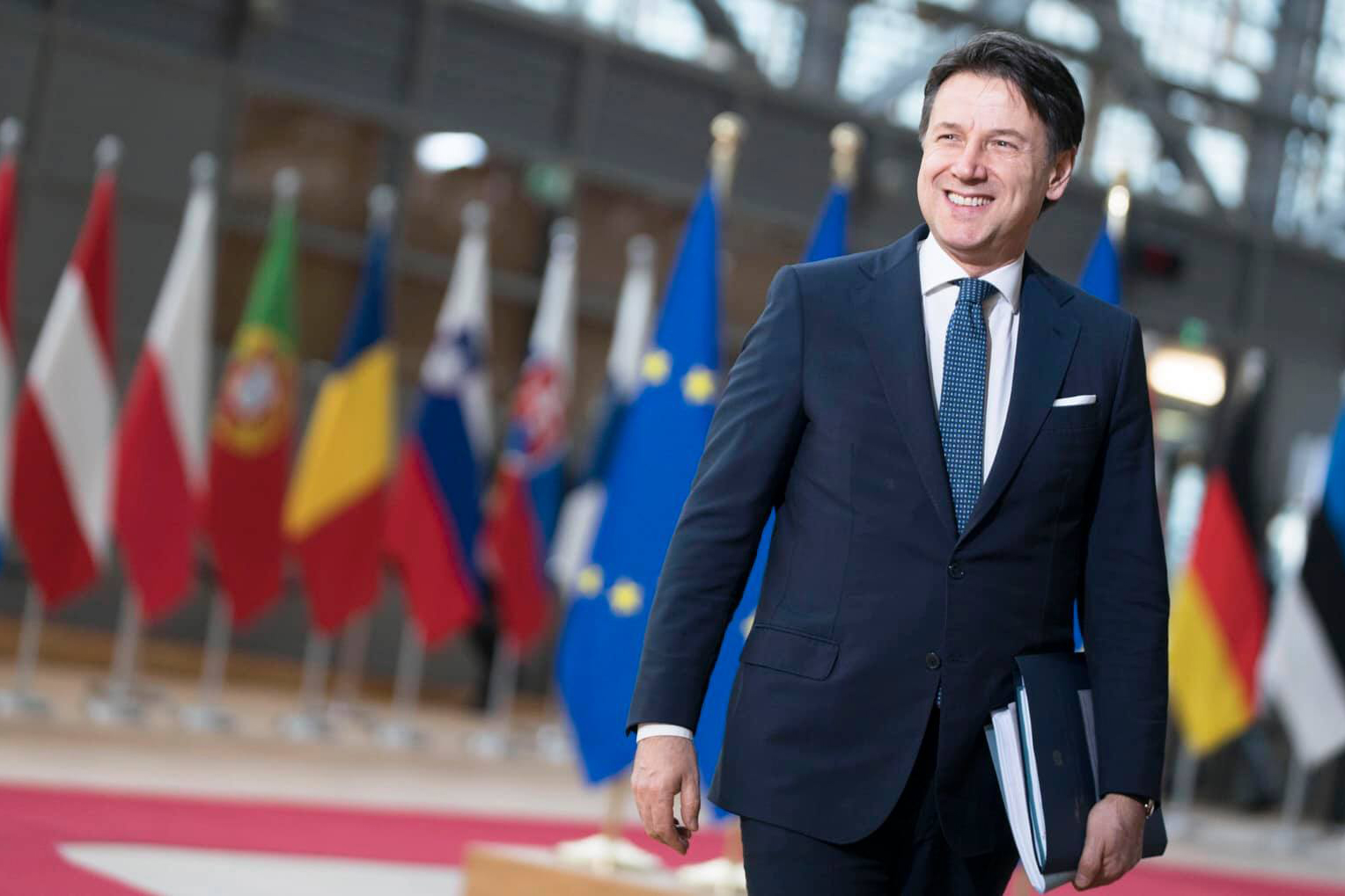 Председатель Совета министров Италии Джузеппе Конте