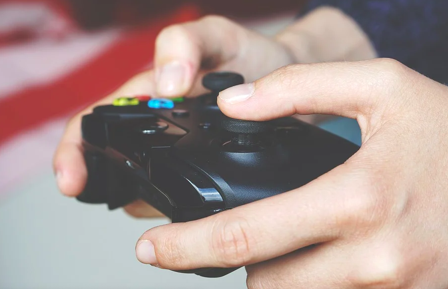 Sony представила дизайн и игры для PlayStation 5