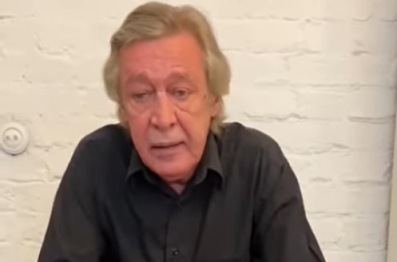 Михаил Ефремов сейчас восстанавливается после полученных в ДТП травм