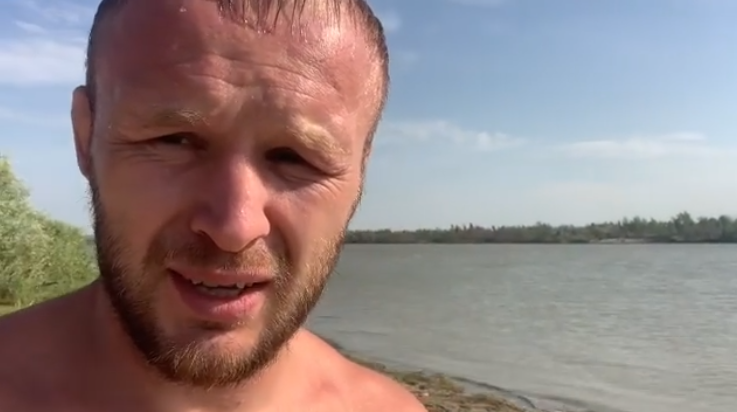 Боец ММА Шлеменко вытащил из Иртыша тело утонувшего мужчины