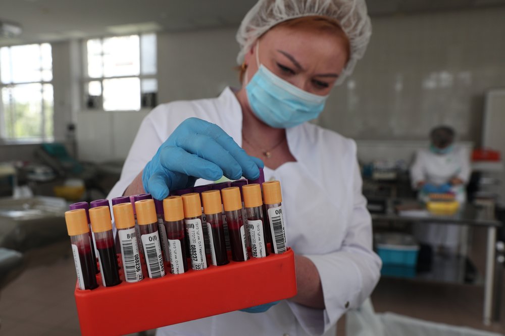 Число выявленных в мире случаев COVID-19 превысило восемь миллионов