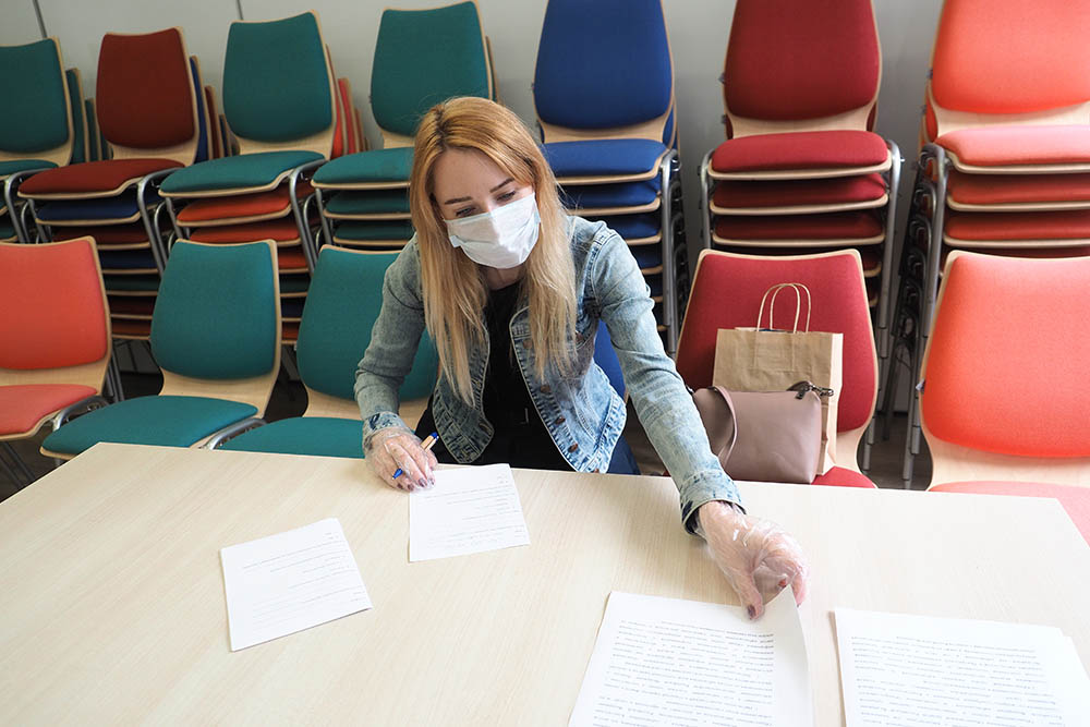 Наблюдатели проходят специальное обучение