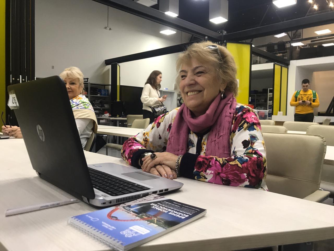 Жительница района Куркино Людмила Гуринова заняла первое место в отборочном этапе Всероссийского чемпионата по компьютерному многоборью