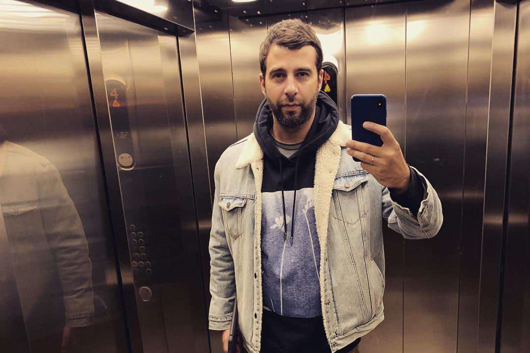 «Познакомься, это Ваня»: Ургант трогательно поздравил падчерицу с днем рождения