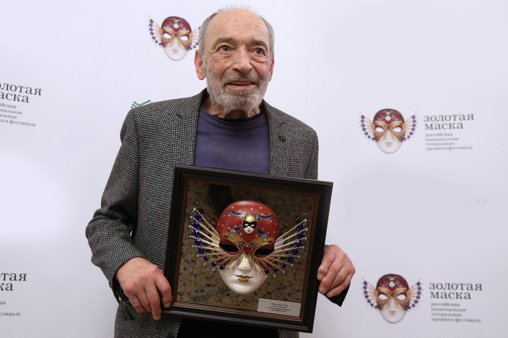 Сергей Собянин поздравил Валентина Гафта с 85-летием