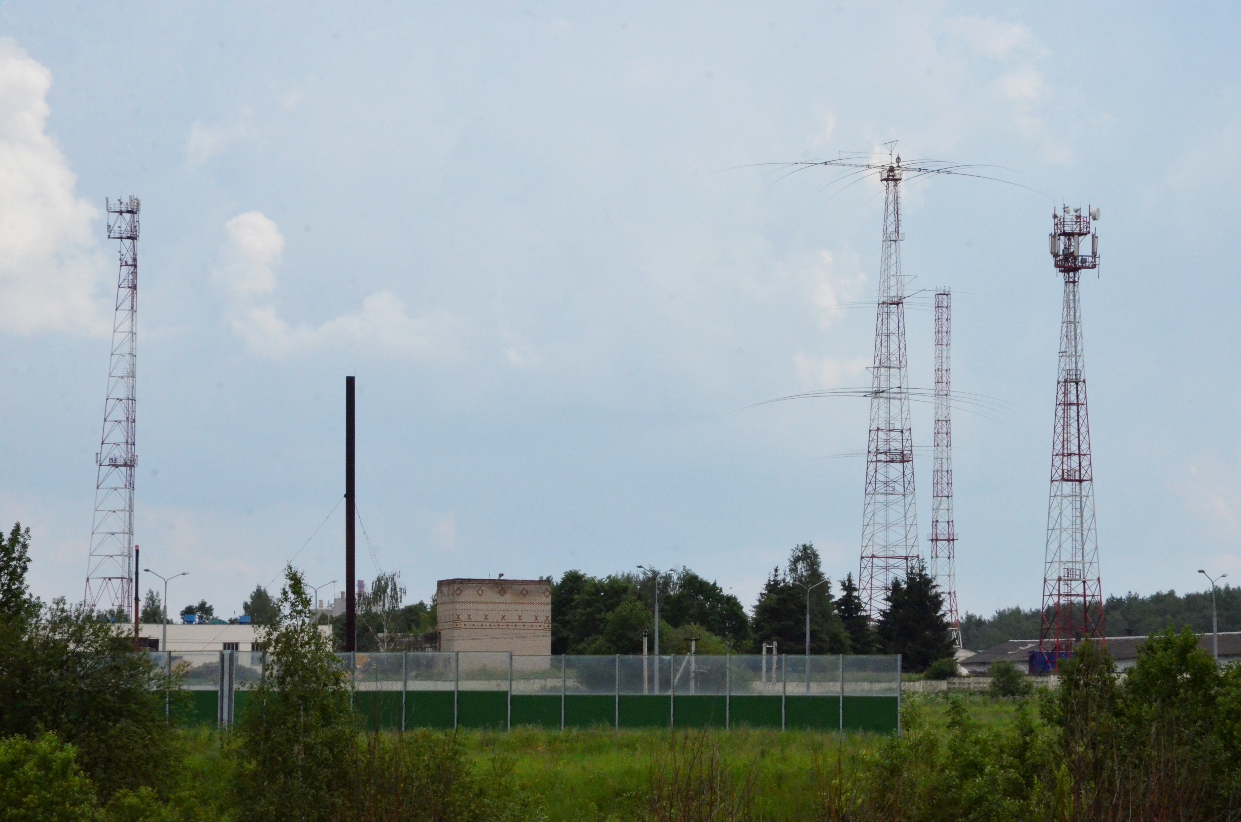 Россиянам рассказали о компенсациях за вред здоровью от сотовой вышки около дома