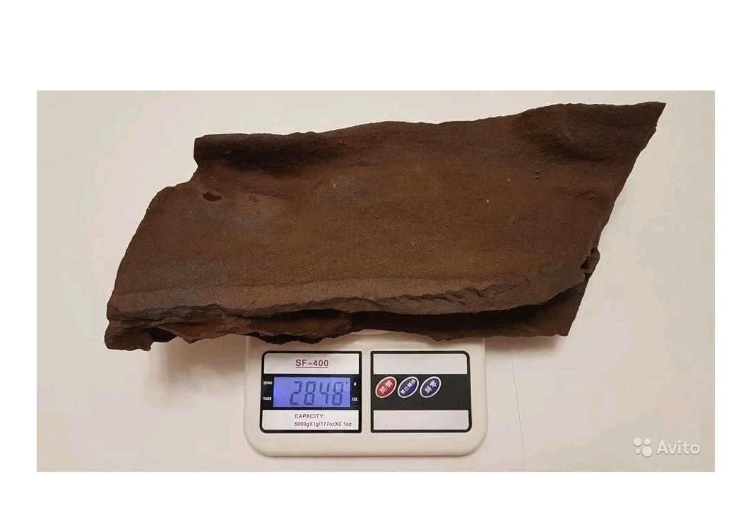 «Осколок космического корабля» весом почти 3 килограмма и длиной 32 сантиметра, за который хотят 87 миллионов рублей