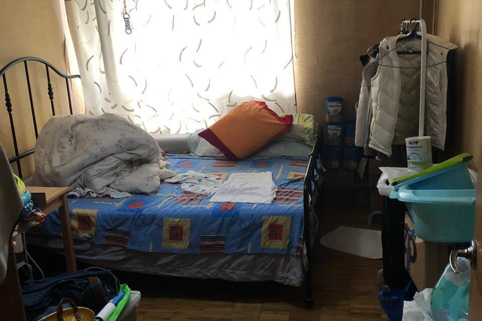 Младенцы на экспорт: в московской квартире нашли пятерых детей