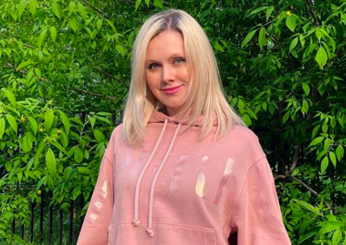 Певица Натали сообщила о смерти отца