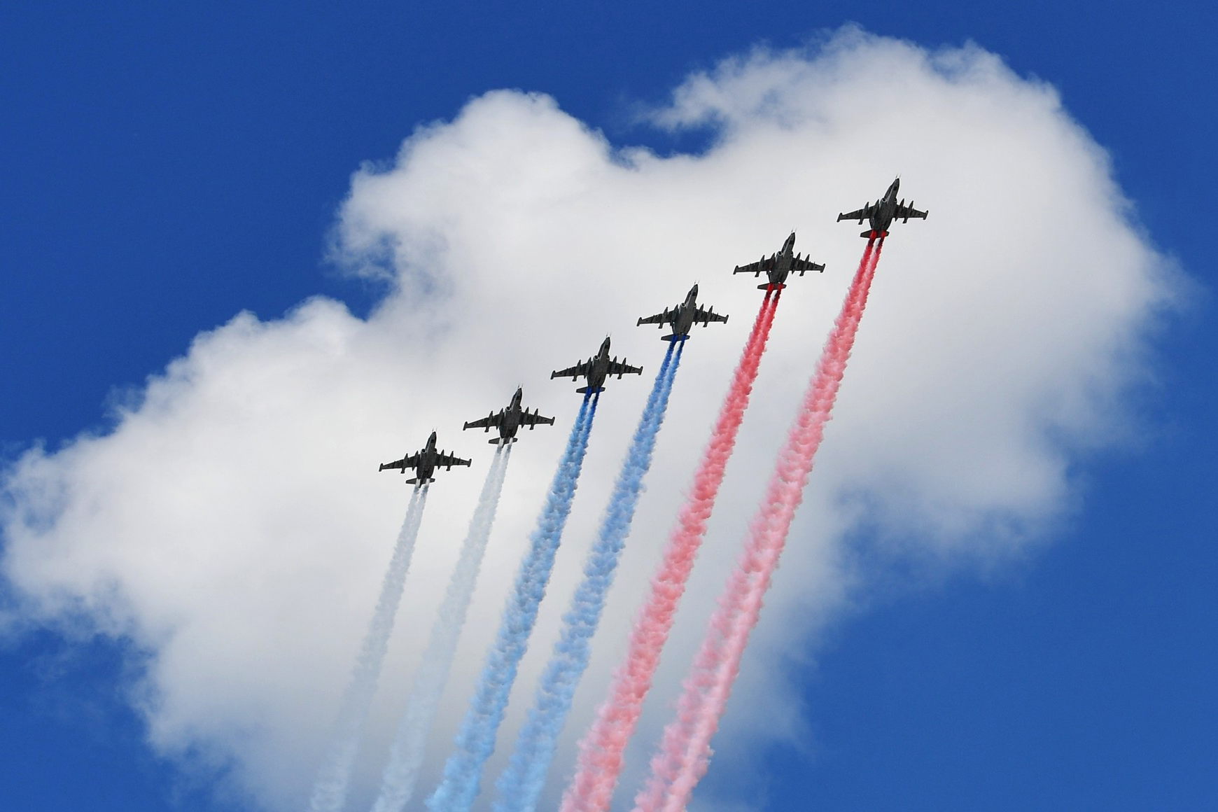 Власти Крыма и Севастополя отменили парад Победы из соображений безопасности