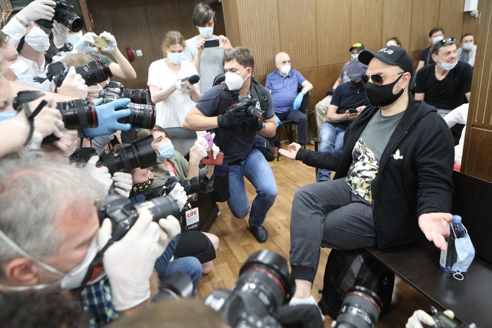 Защита режиссера Кирилла Серебренникова не будет обжаловать приговор