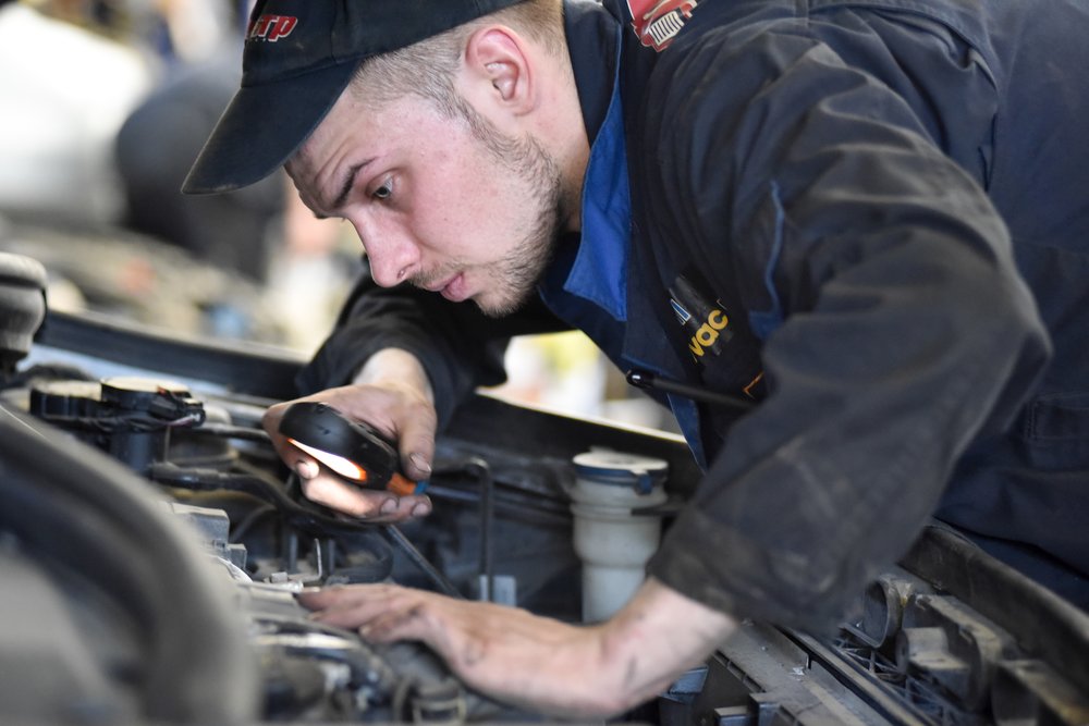 Что будет с российским автопромом в 2025 году