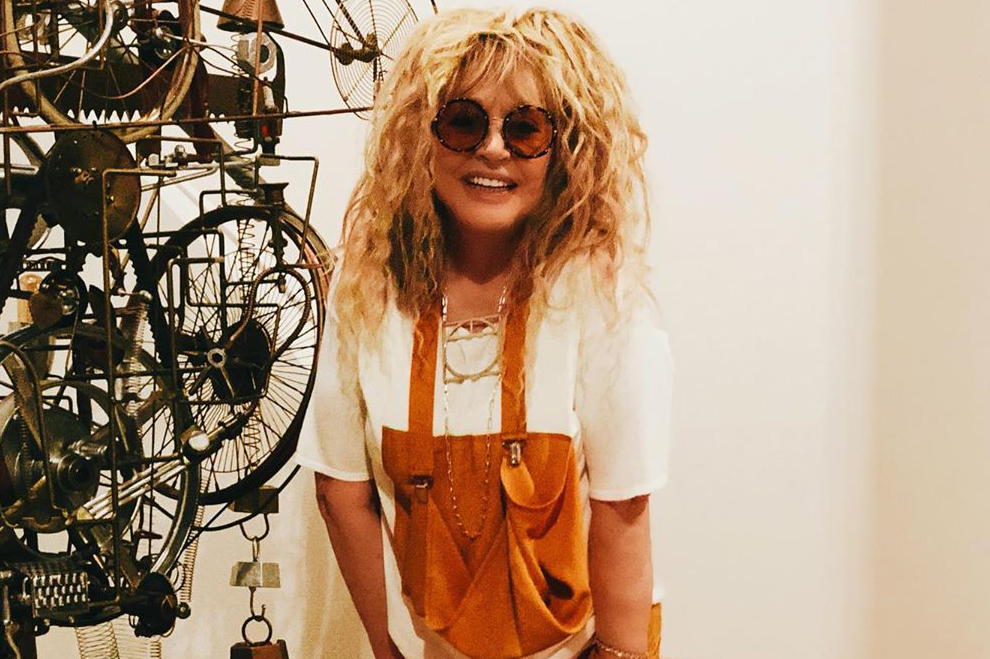 «Ее ногам и 25-летние позавидуют»: Пугачева восхитила поклонников новыми фото