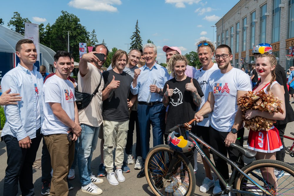 Сергей Собянин открыл спортивный праздник на территории СК «Лужники»