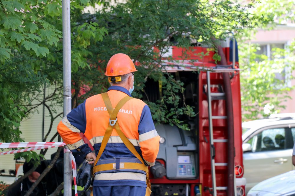 Восемь человек спасли при ликвидации пожара в центре Москвы