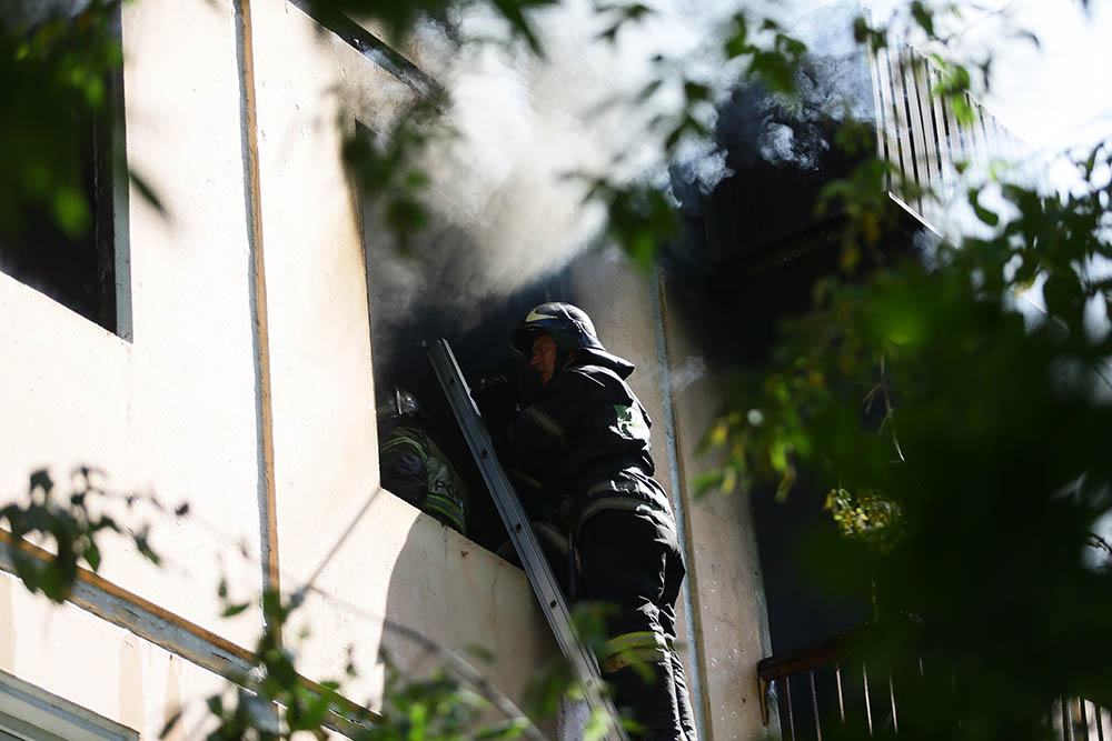 СМИ: Предполагаемый виновник пожара на улице Проходчиков скончался в больнице