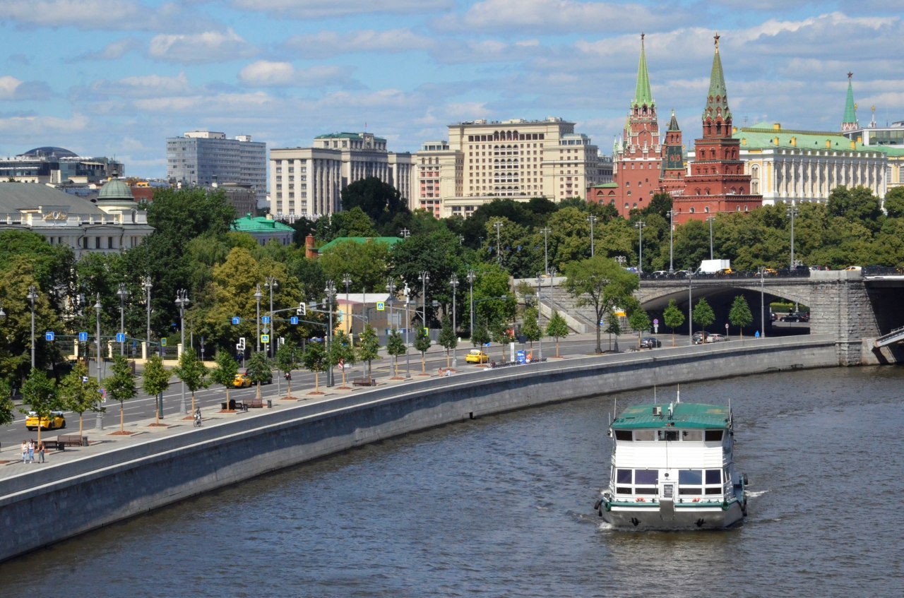 Новый речной прогулочный маршрут «Лужники» открылся в Москве