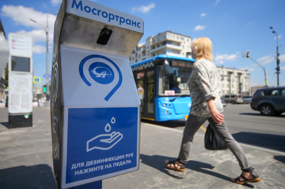 Раскрыты плюсы и минусы ношения резиновых перчаток во время распространения коронавируса