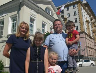 «Пусть равняются на нас!»: москвичи поделились впечатлениями о параде Победы