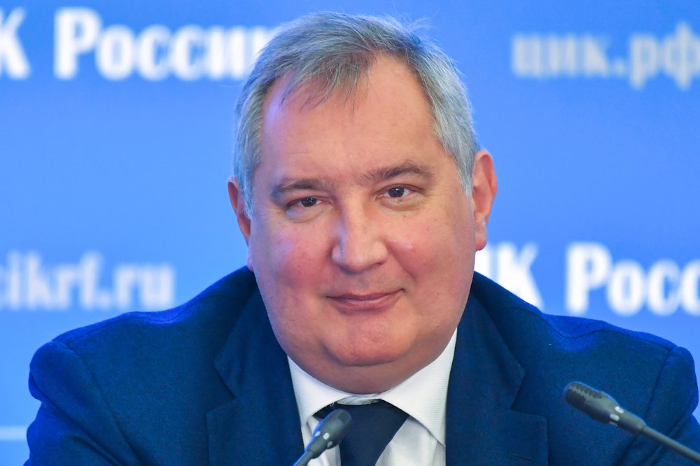 Рогозин отреагировал на посадку американского аппарата на Марс мемами