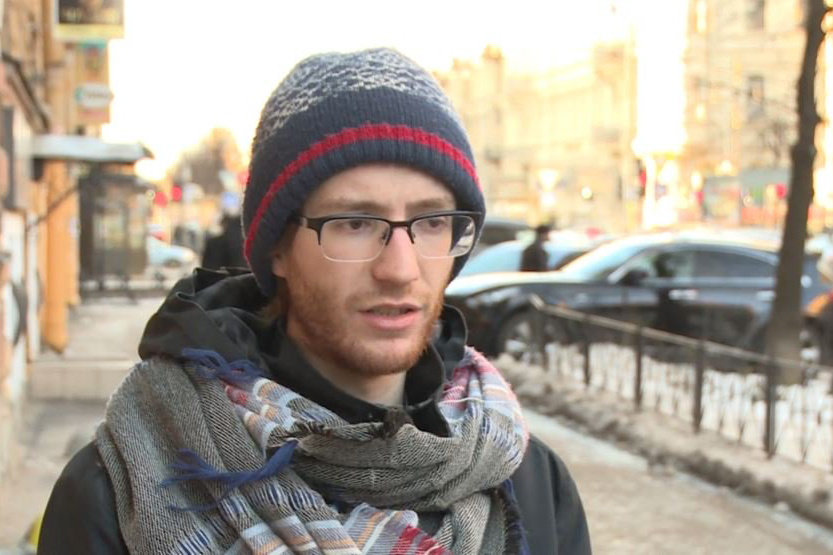 В Кремле призвали проверить инцидент с журналистом Давидом Френкелем