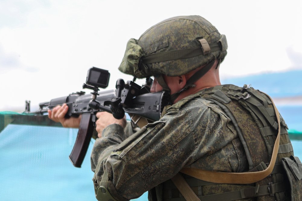 Минфин выступил с предложением сократить оборонную программу