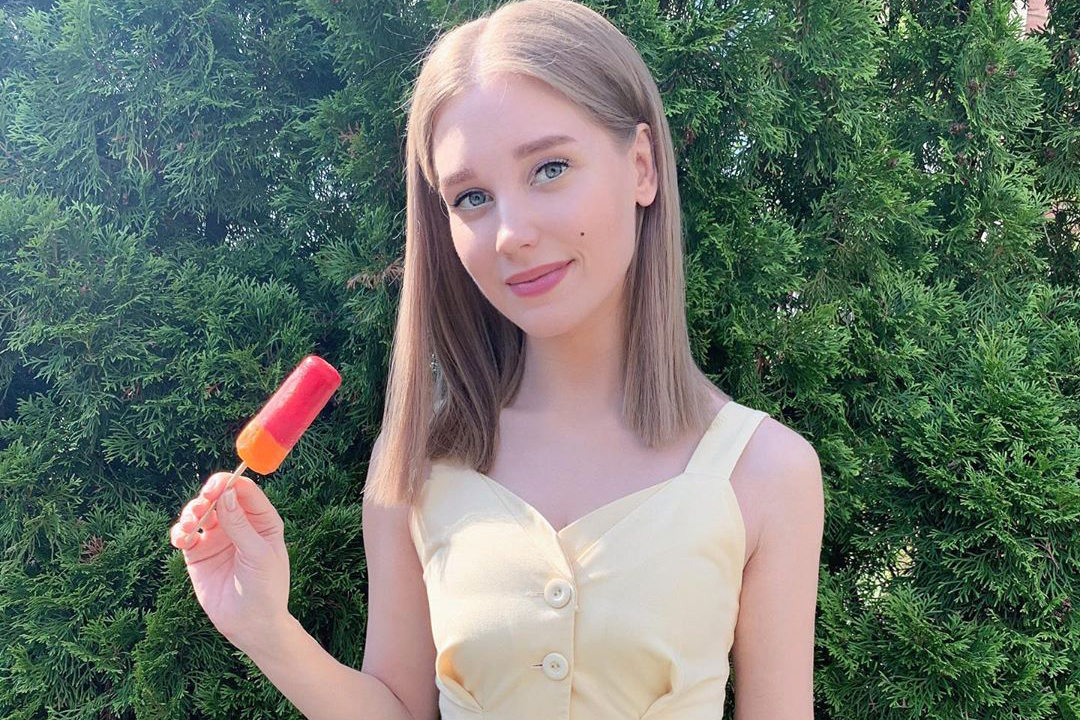Кристина Асмус рассказала, сколько зарабатывает в театре